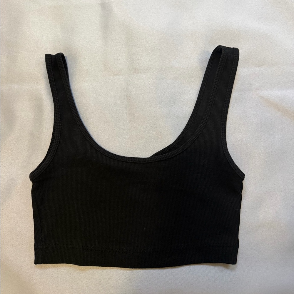 Divided Black Ribbed Scoop Tank